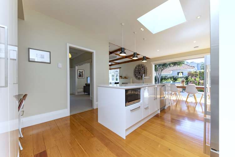 20 Queensway Three Kings_6