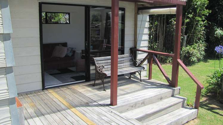 124 Park Avenue Waitarere Beach_10