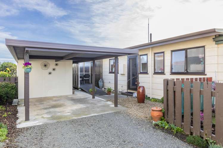 2/16 Wellington Road Waipukurau_1