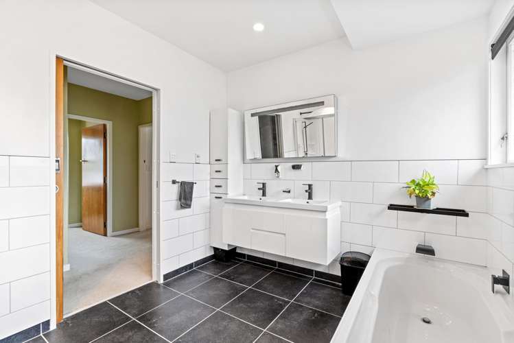 255 Cambridge Street Levin_13