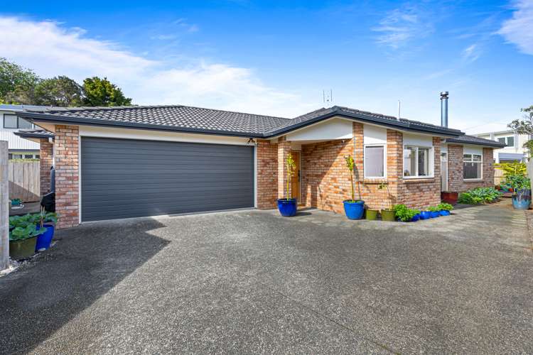 26a Forest Glen Orewa_1