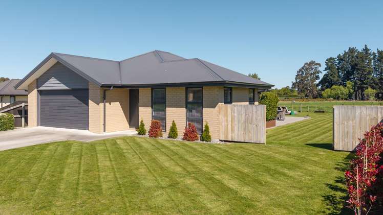 16 Eric Batchelor Place Waimate_22