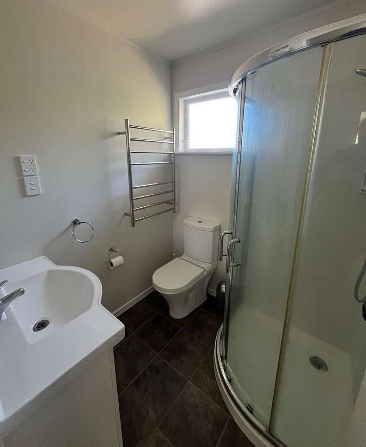 51 Thurleigh Grove Karori_9