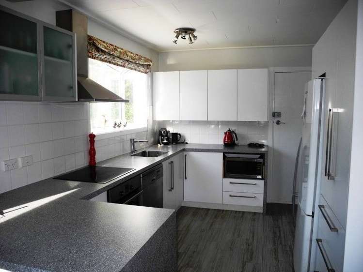 21 Bayview Crescent Duvauchelle_7