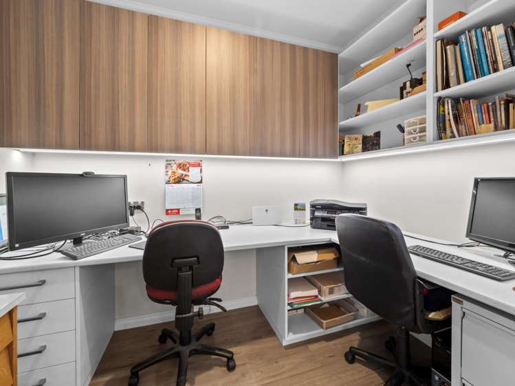 4 Reflection Place Allenton_20