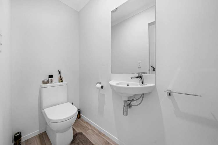 23 Bonnette Road Flat Bush_18