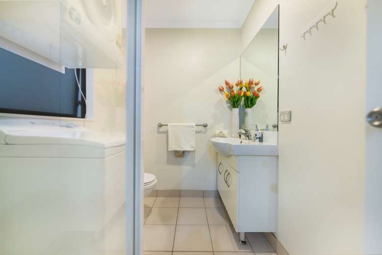 D502/176 Broadway Newmarket_7