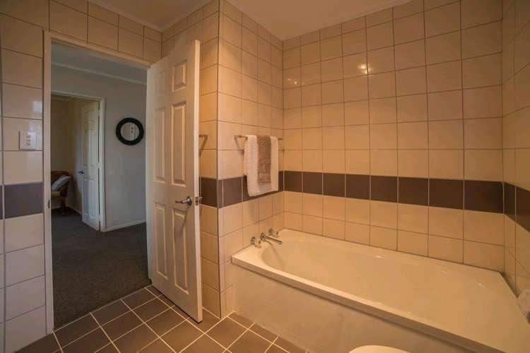 8 Milan Drive Glen Eden_10