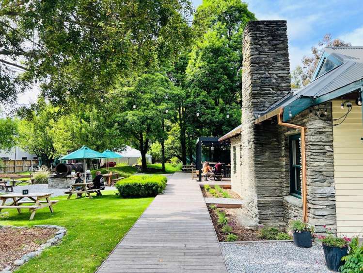 9/2 Powder Tce Arthurs Point_9