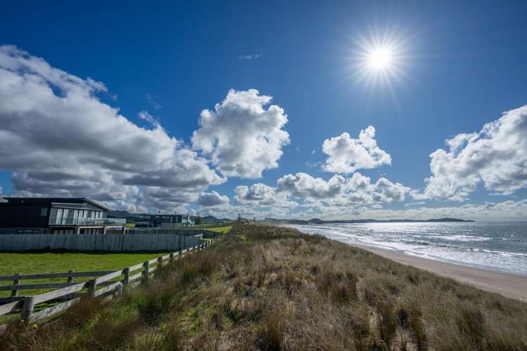 4 Christie Close Pataua North_16