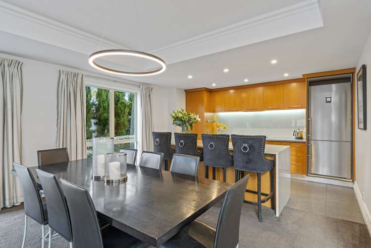 154 Merivale Lane Merivale_8