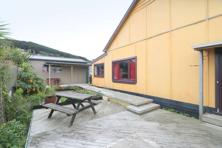 36 Athelney Street Bluff_18