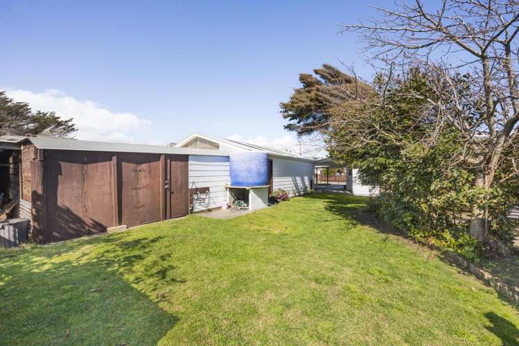 9 Chrystal Street Foxton Beach_28