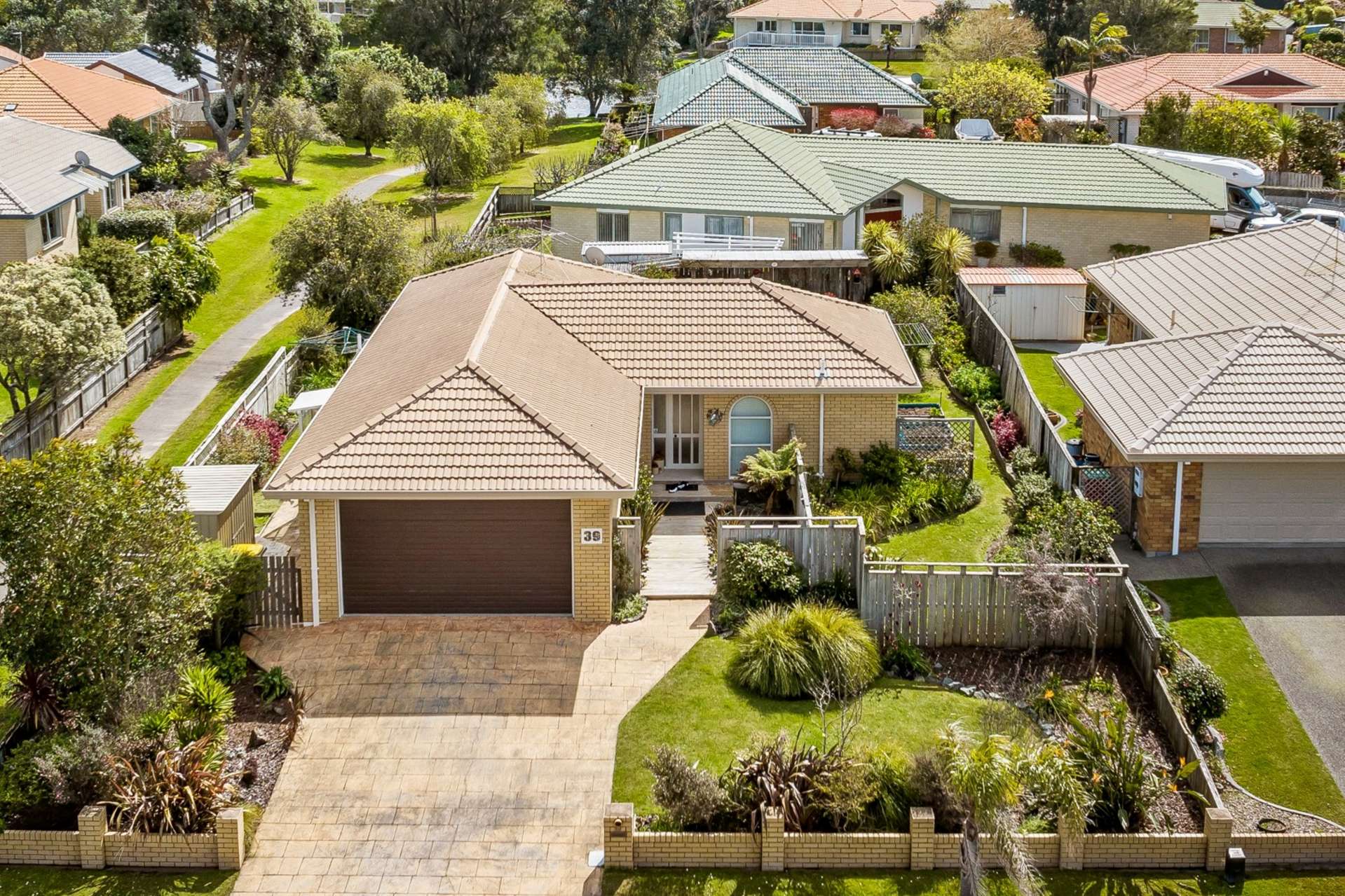 39 Lakeside Drive Orewa_0