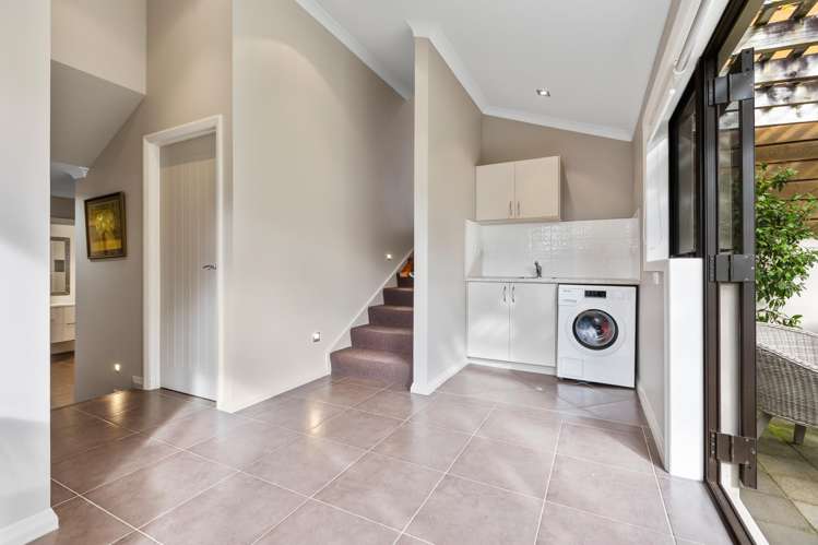 4 Kororako Grove Whalers Gate_26