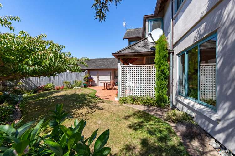 5/3 Up Gard Street Silverstream_14