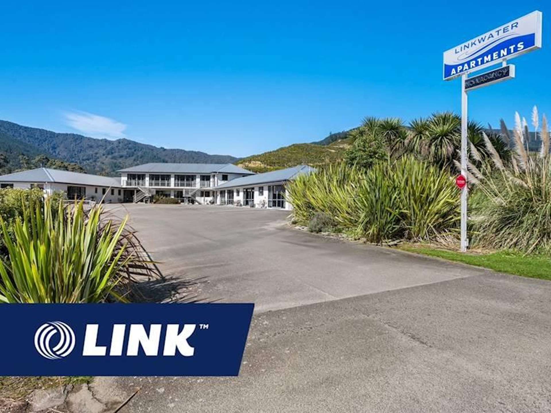 1594 Queen Charlotte Drive Linkwater_0