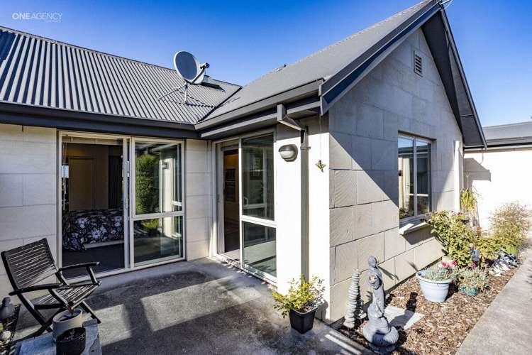 Flat 2/29 Ivory Street Rangiora_12