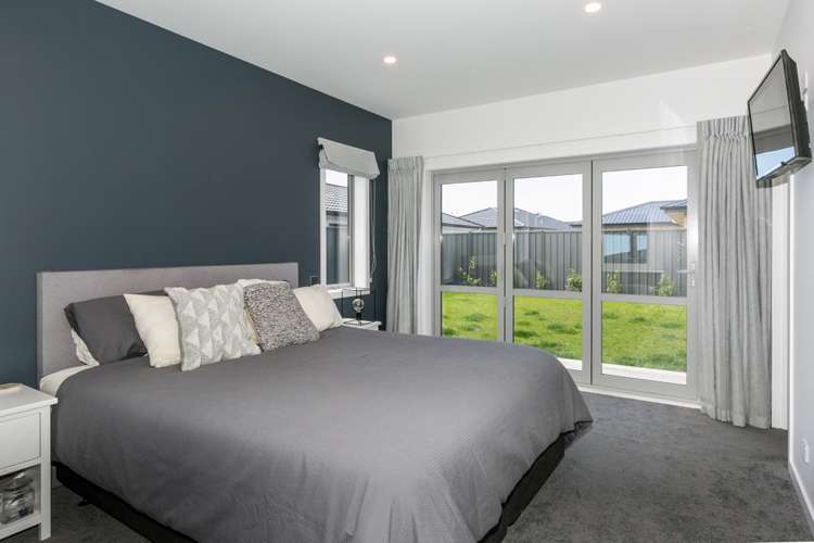 16 Aspiring Drive Poraiti_8