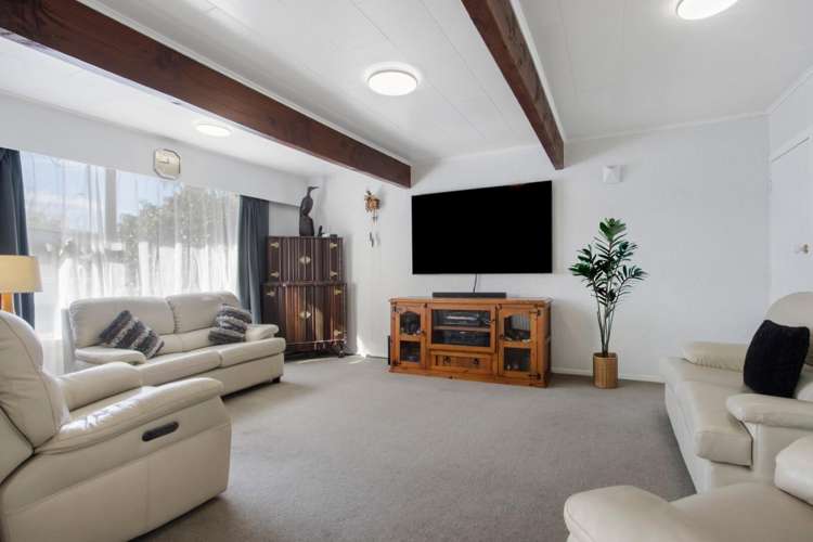 122 Parry Palm Avenue_4