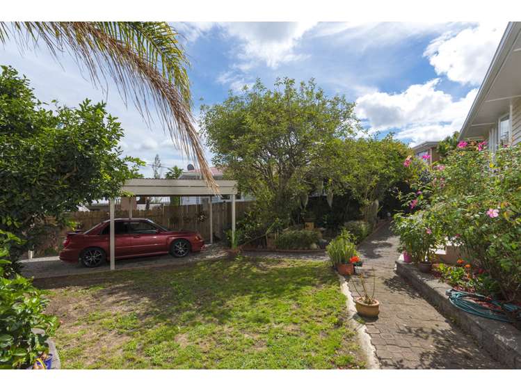 9 Titoki Street Te Atatu Peninsula_13