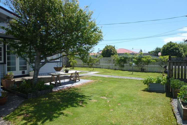 65 Bright Street Cobden_19