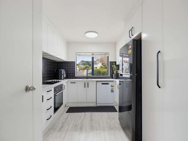 3/71 Fernhill Way Oteha_4