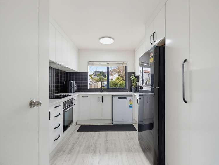 3/71 Fernhill Way_3