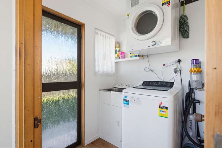 2/3 Ngaio Street Stoke_16