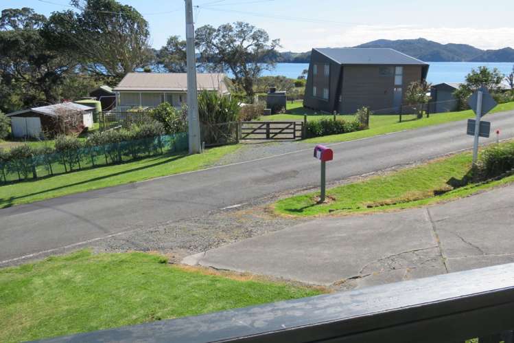 70 Rapata Road Oakura_18