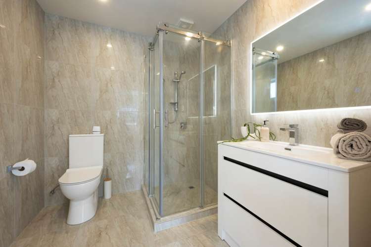 127D Ash Street Avondale_10