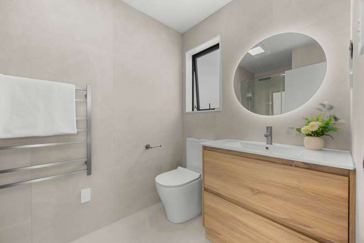 51, 53, 55 Whiteywood Street Westgate_17