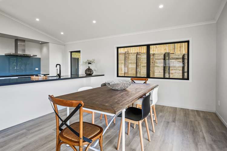 2/12 Whitmore Street Kihikihi_15