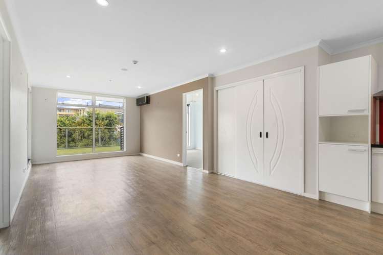 105/19 Bute Road Browns Bay_4