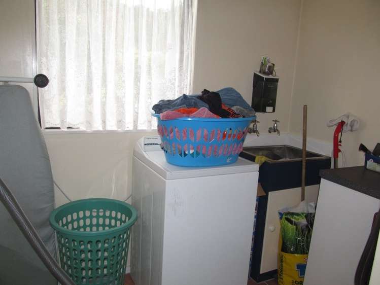 29 Neighbours Street Waimangaroa_12