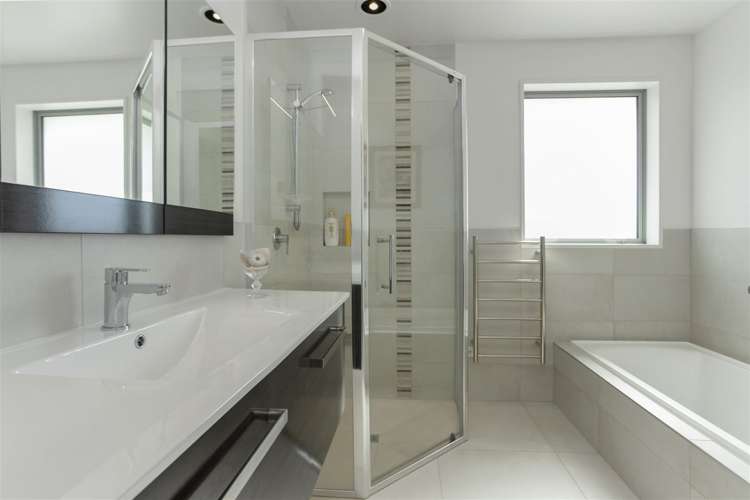 19 Kahawairahi Drive Beachlands_13