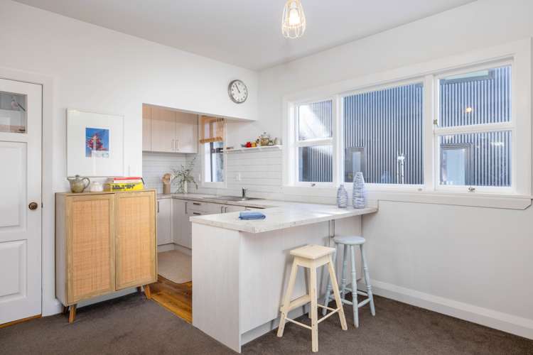 2 Selwyn Road Lyttelton_9