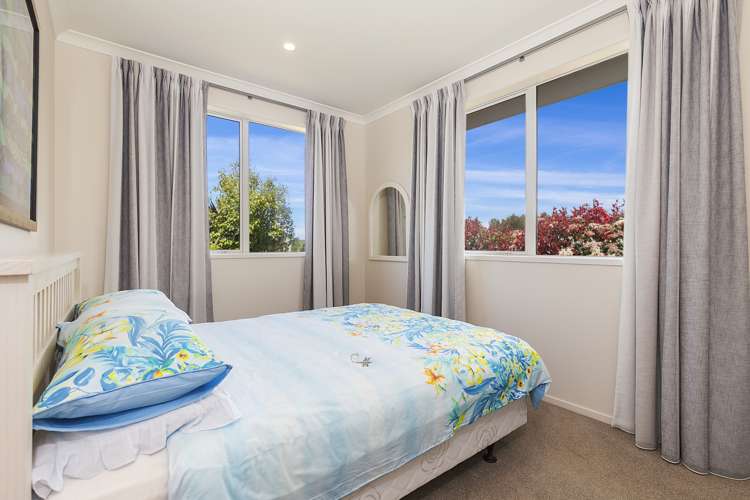 5 Laly Haddon Place Matakana_12