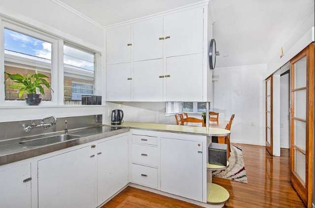 62 Western Hills Drive 11640_1