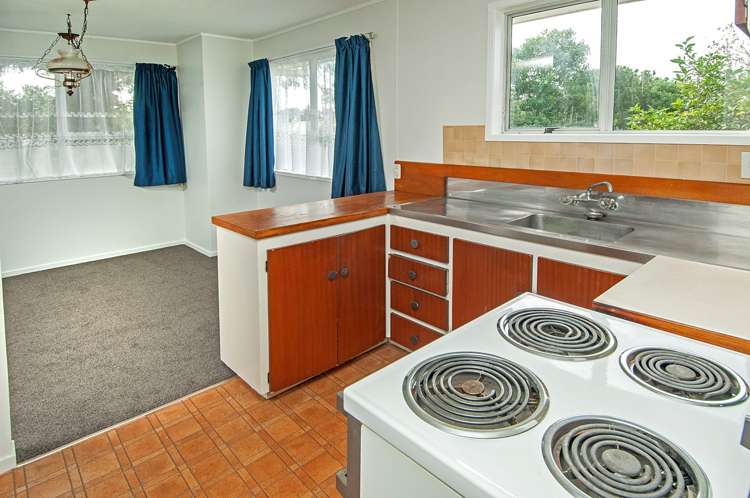 1/81a Flanshaw Road Te Atatu South_14