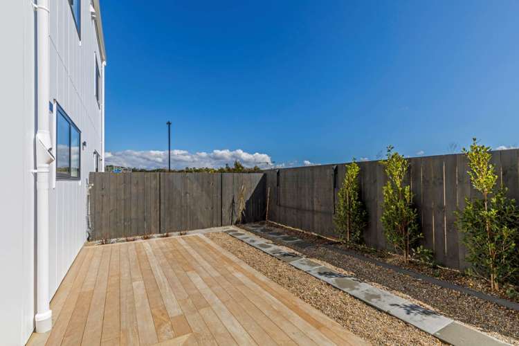 11 Green Bamboo Road Hobsonville_23