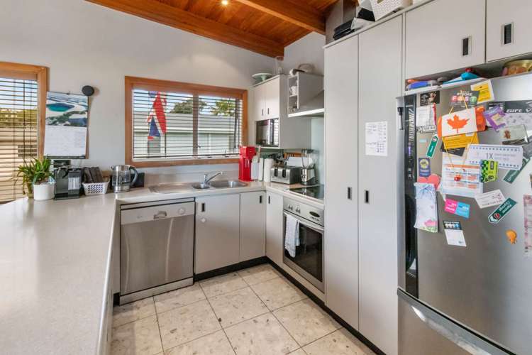 1325 Papamoa Beach Road Papamoa_7