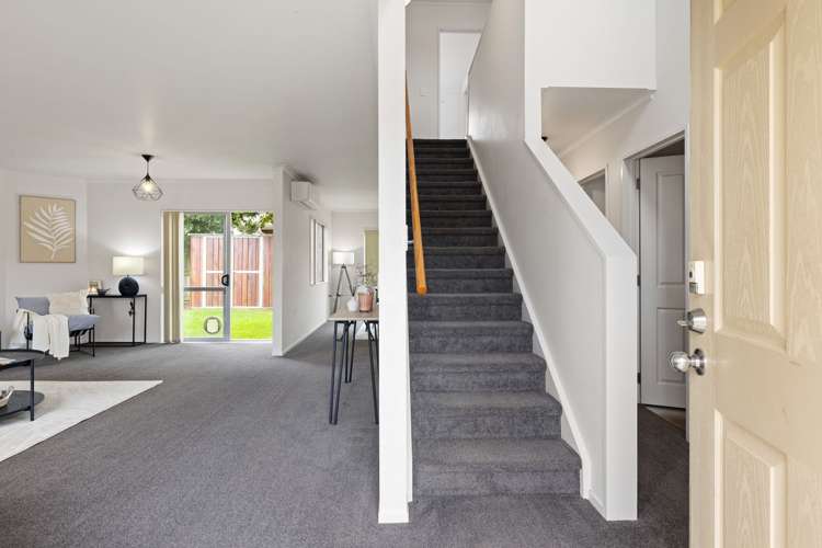 9 Rene Way Huntington_13