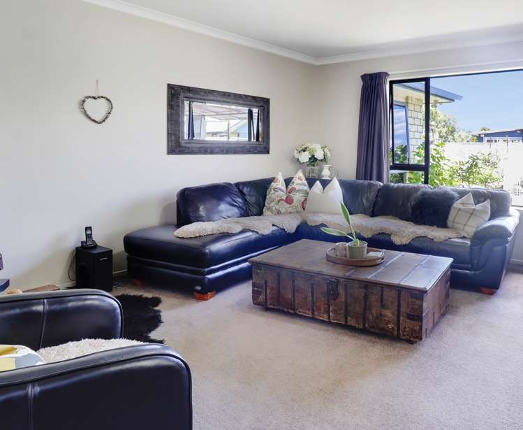 20 Pohutukawa Grove Lytton West_7
