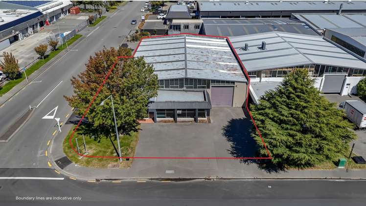 60 - 62 Treffers Road Wigram_10