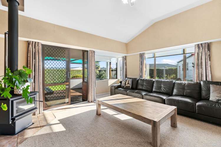 98 Sandspit Road Waiuku_2