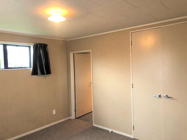 128 Brookfield Street 1074_13