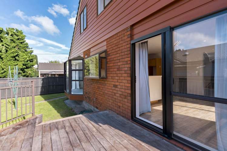 2/49 Rawhiti Road One Tree Hill_12