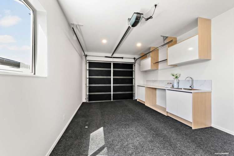 7b Ascent Street Flat Bush_15