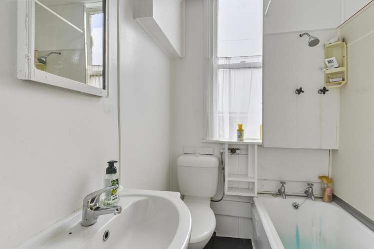 490 South Road Calton Hill_9